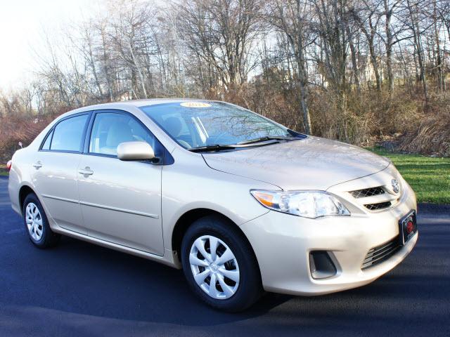 Photo of 2011 Toyota Corolla