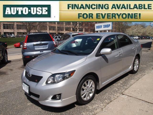 Photo of 2010 Toyota Corolla