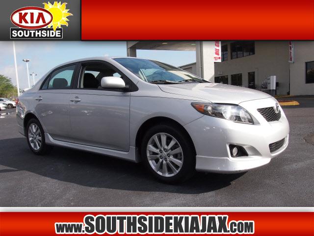 Photo of 2010 Toyota Corolla
