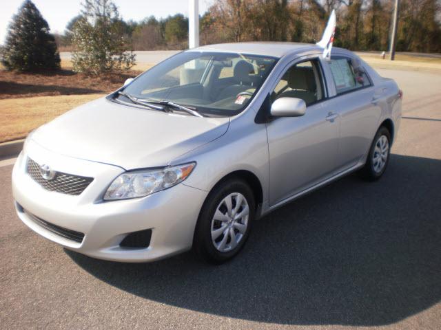 Photo of 2010 Toyota Corolla