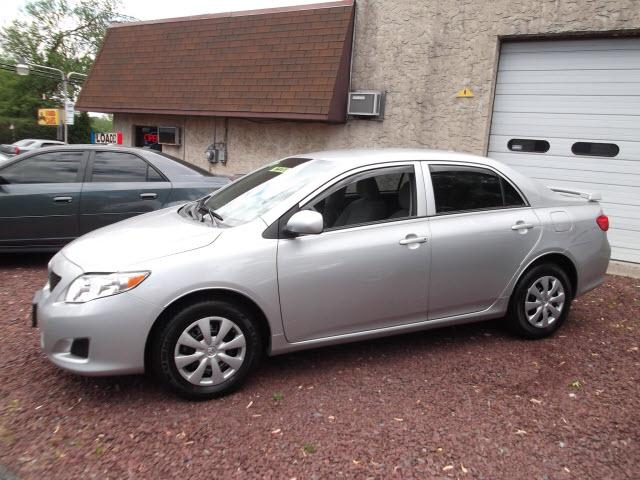 Photo of 2010 Toyota Corolla