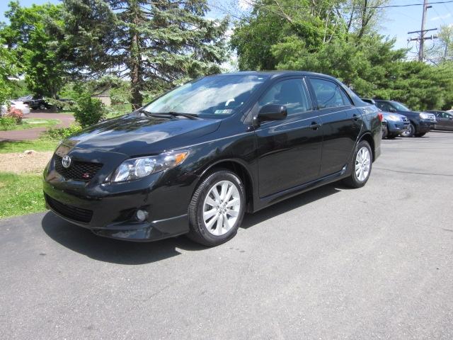 Photo of 2010 Toyota Corolla