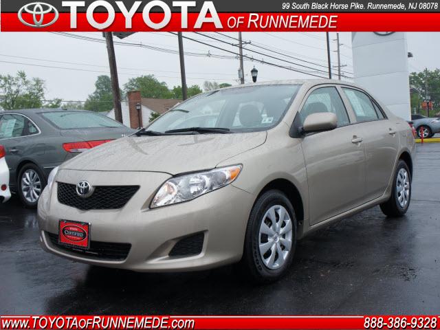 Photo of 2010 Toyota Corolla