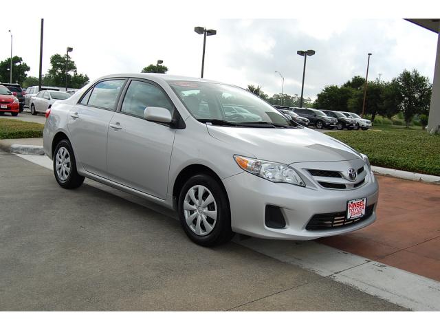 Photo of 2011 Toyota Corolla