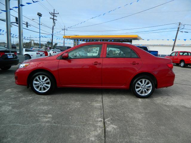 Photo of 2010 Toyota Corolla