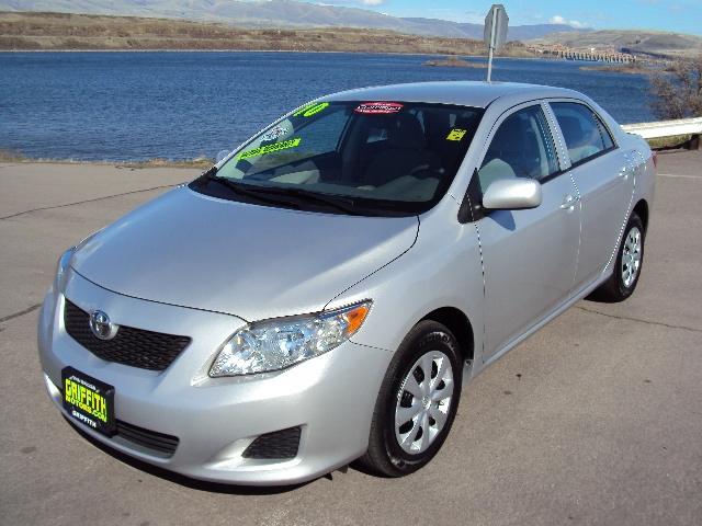 Photo of 2010 Toyota Corolla