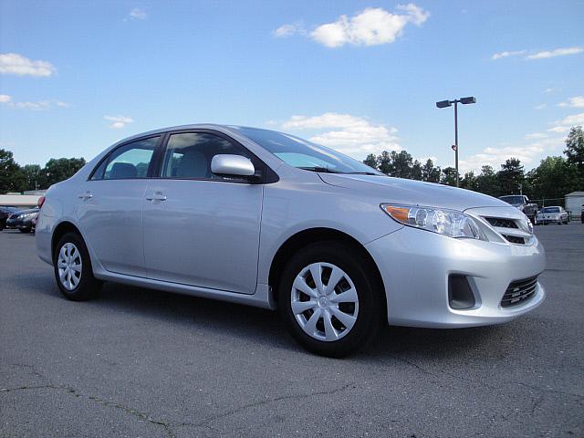 Photo of 2011 Toyota Corolla