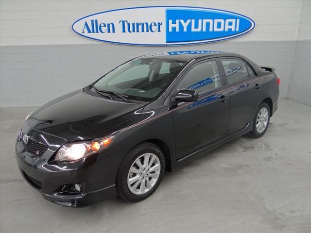 Photo of 2010 Toyota Corolla