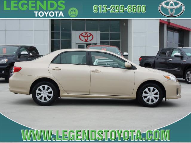 Photo of 2011 Toyota Corolla