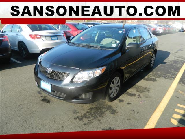 Photo of 2010 Toyota Corolla