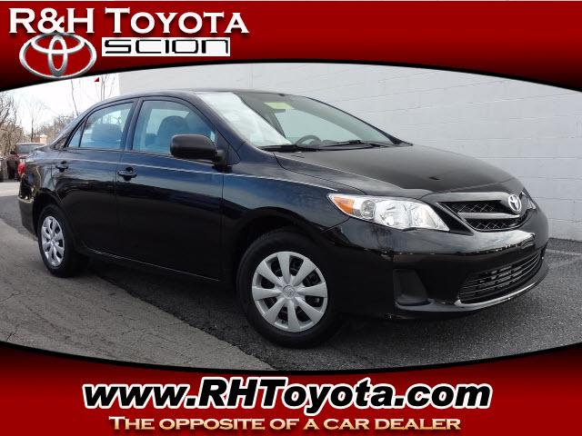 Photo of 2011 Toyota Corolla