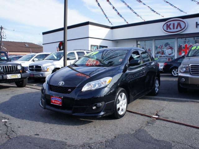 Photo of 2009 Toyota Matrix