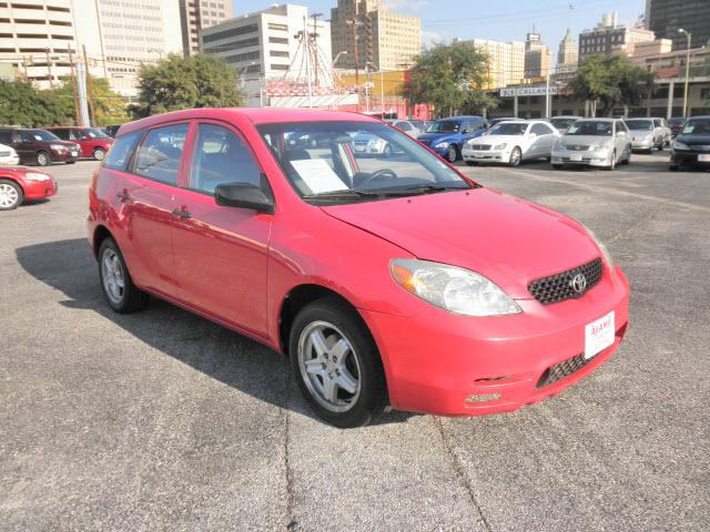 Photo of 2004 Toyota Matrix