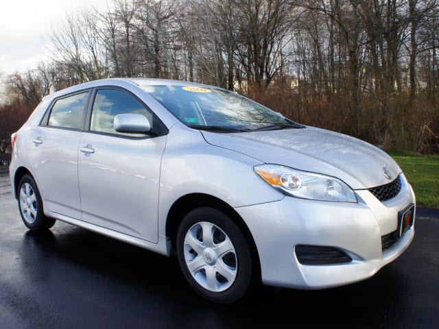 Photo of 2009 Toyota Matrix