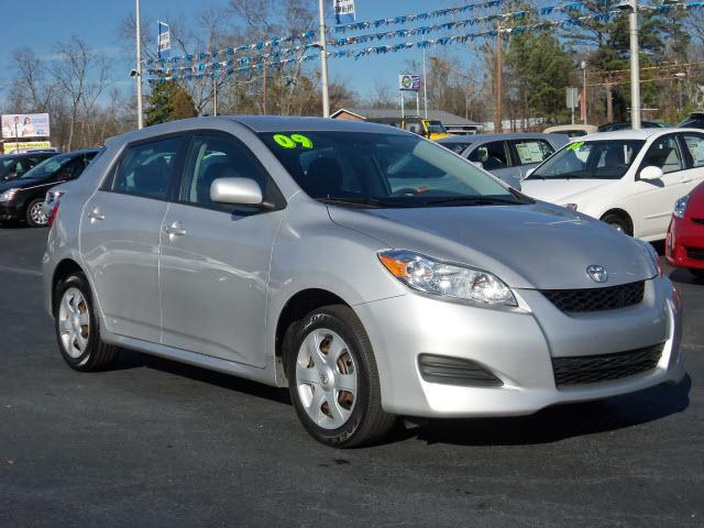 Photo of 2009 Toyota Matrix