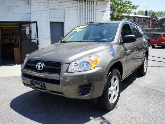 Photo of 2011 Toyota RAV4