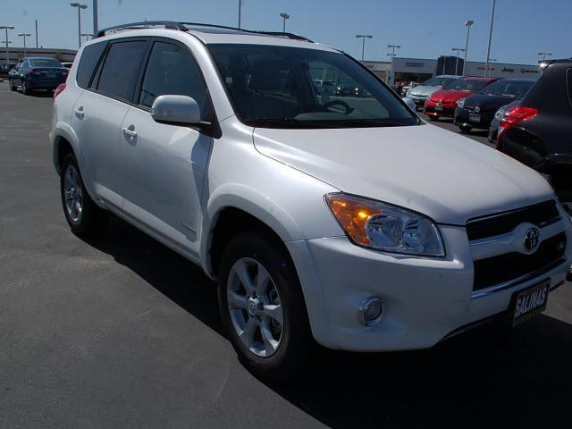 Photo of 2012 Toyota RAV4