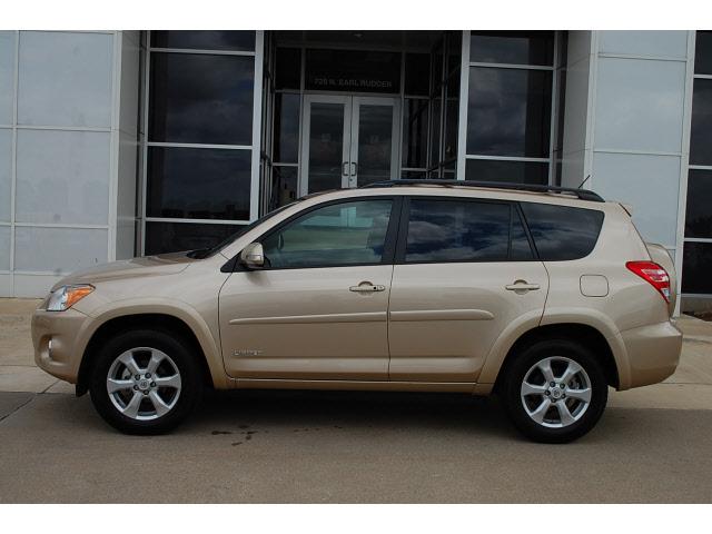 Photo of 2010 Toyota RAV4