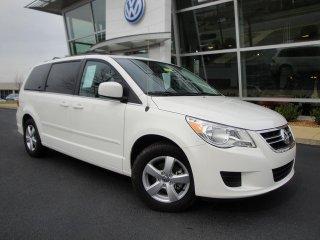 Photo of 2011 Volkswagen Routan