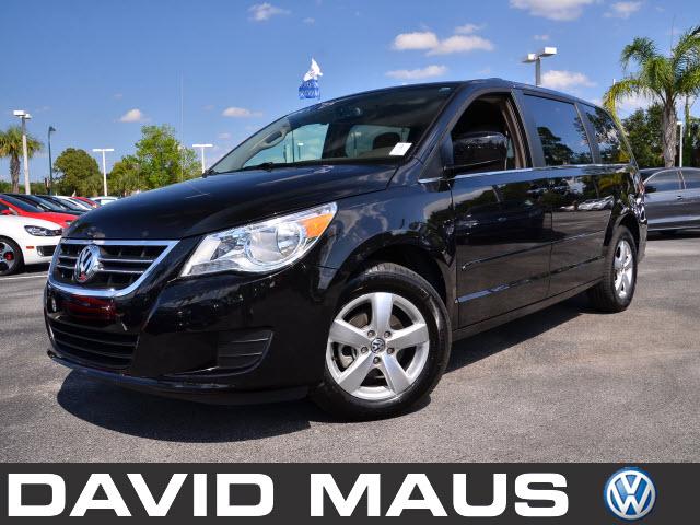 Photo of 2011 Volkswagen Routan