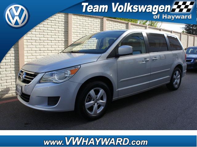 Photo of 2009 Volkswagen Routan