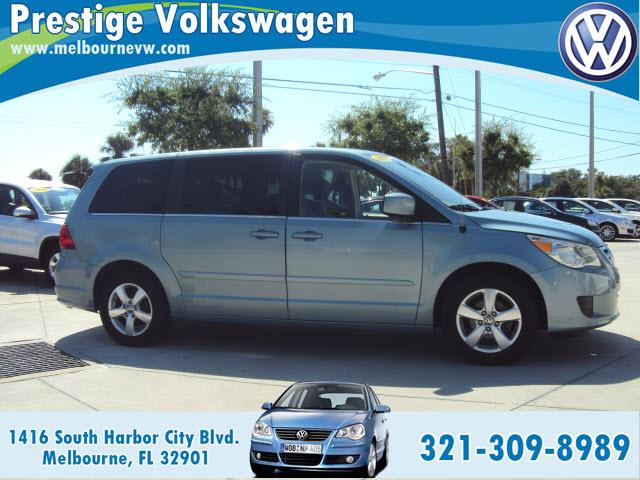 Photo of 2009 Volkswagen Routan