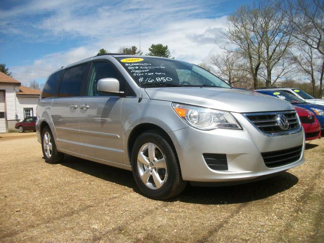 Photo of 2009 Volkswagen Routan