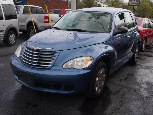 Photo of 2006 Chrysler PT Cruiser