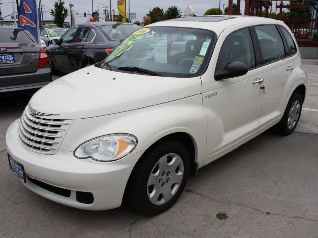 Photo of 2006 Chrysler PT Cruiser