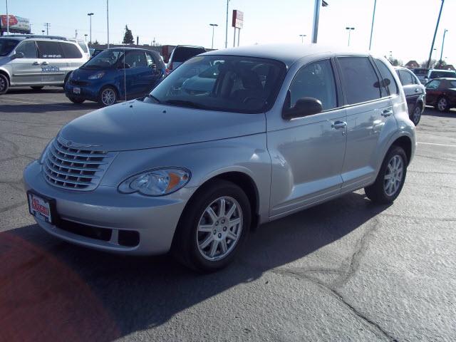 Photo of 2007 Chrysler PT Cruiser