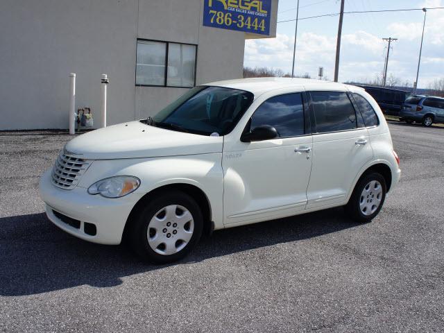 Photo of 2006 Chrysler PT Cruiser