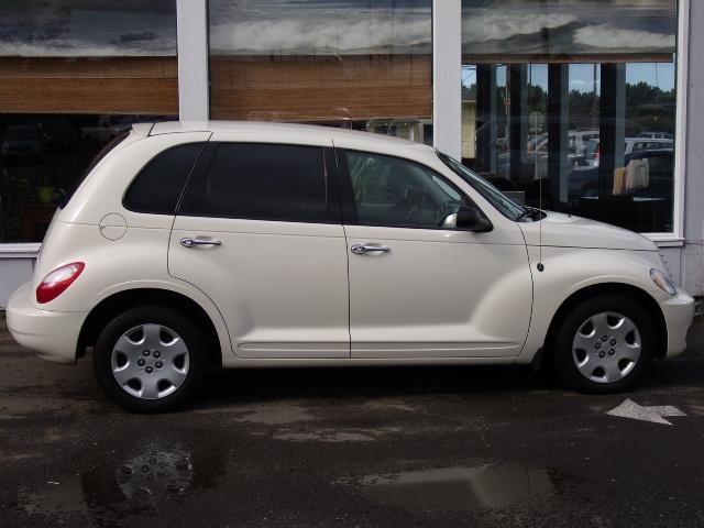 Photo of 2007 Chrysler PT Cruiser