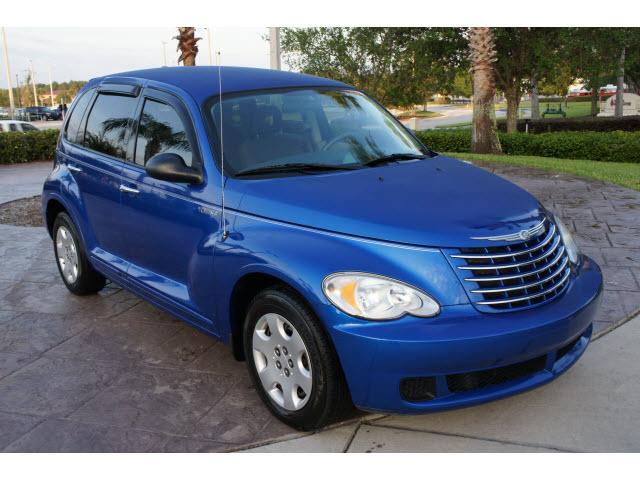 Photo of 2006 Chrysler PT Cruiser
