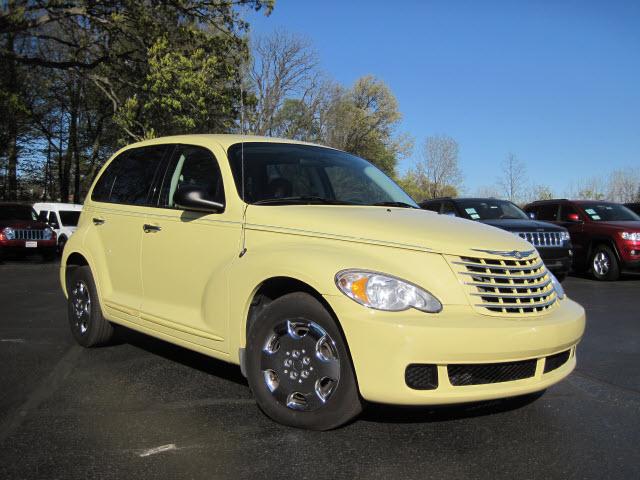 Photo of 2007 Chrysler PT Cruiser