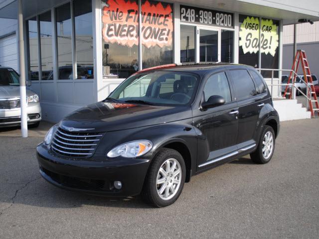 Photo of 2010 Chrysler PT Cruiser