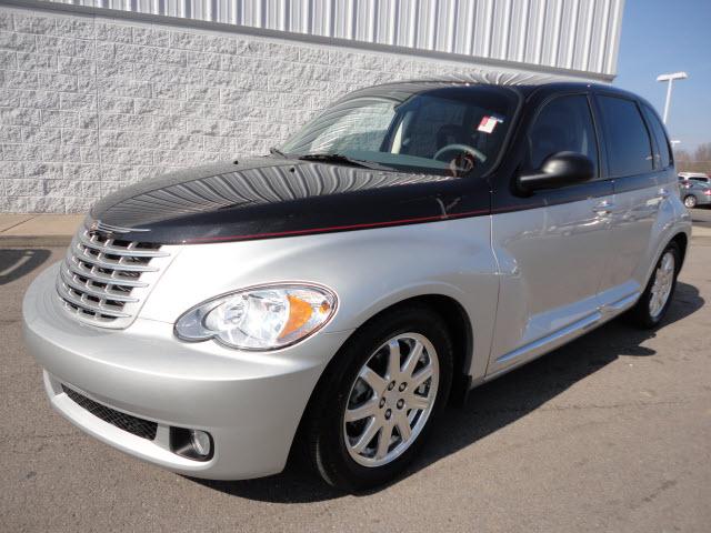 Photo of 2010 Chrysler PT Cruiser