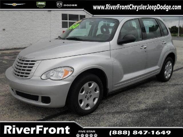 Photo of 2009 Chrysler PT Cruiser