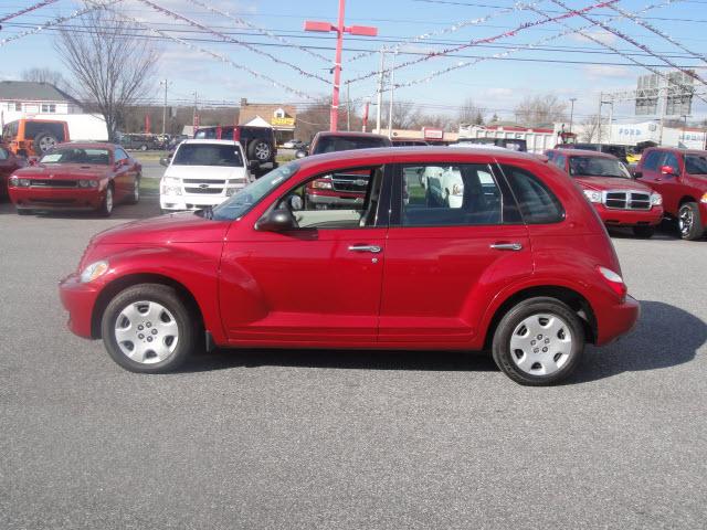 Photo of 2008 Chrysler PT Cruiser