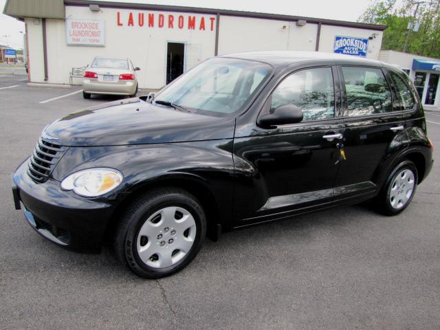 Photo of 2008 Chrysler PT Cruiser