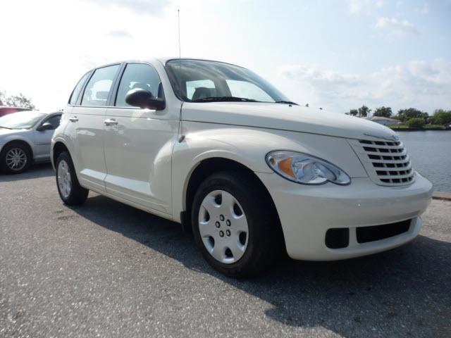 Photo of 2008 Chrysler PT Cruiser