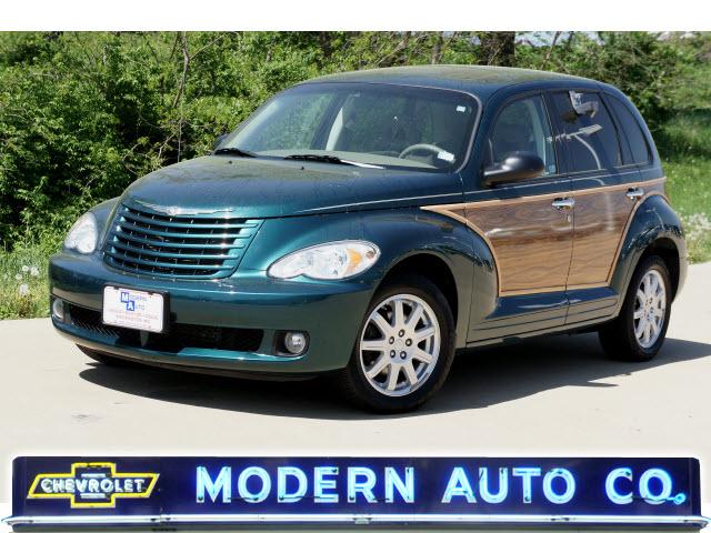 Photo of 2009 Chrysler PT Cruiser