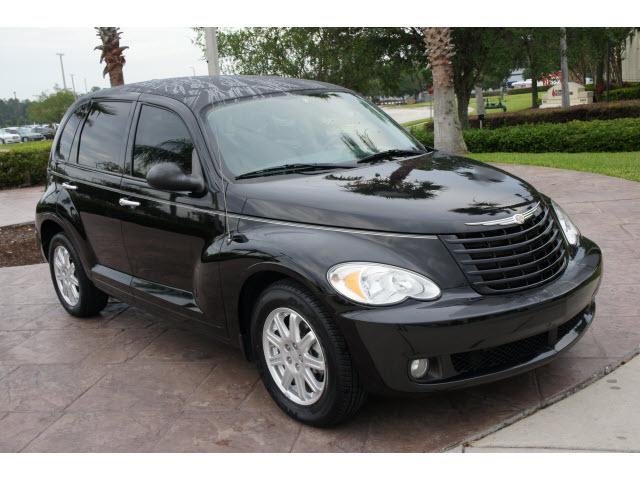 Photo of 2009 Chrysler PT Cruiser