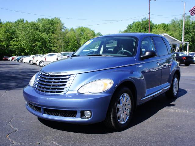 Photo of 2006 Chrysler PT Cruiser