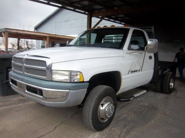 Photo of 1999 Dodge Ram 3500
