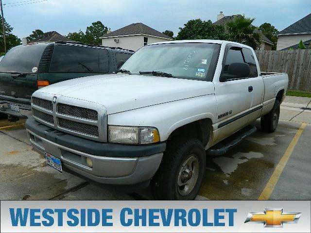 Photo of 2001 Dodge Ram 1500