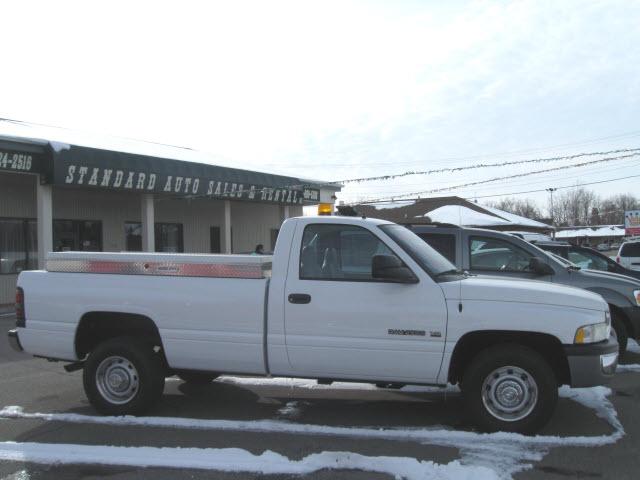 Photo of 2002 Dodge Ram 2500