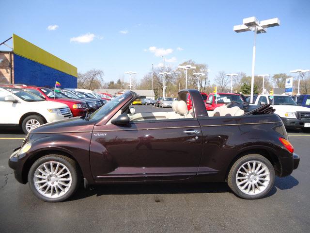 Photo of 2005 Chrysler PT Cruiser
