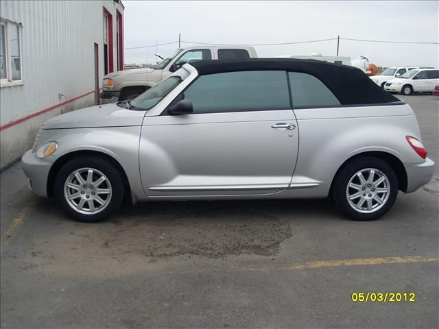 Photo of 2008 Chrysler PT Cruiser