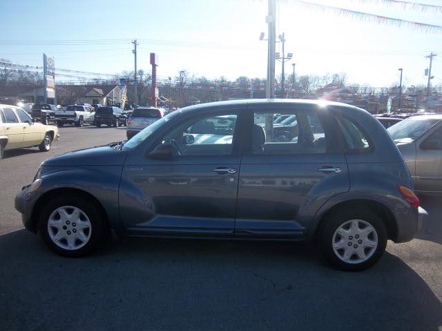 Photo of 2002 Chrysler PT Cruiser