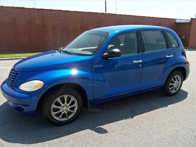 Photo of 2005 Chrysler PT Cruiser